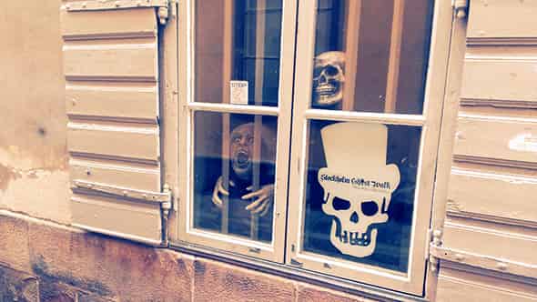  Ghost-walk in Stockholm, a window with a skull-decal.