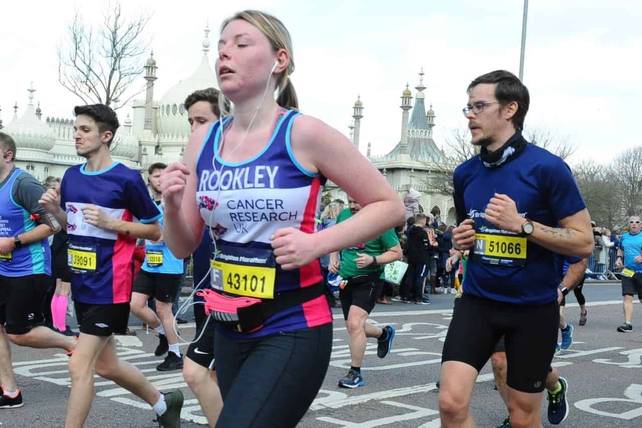 Carlos Eriksson running the Brighton Marathon 2019.